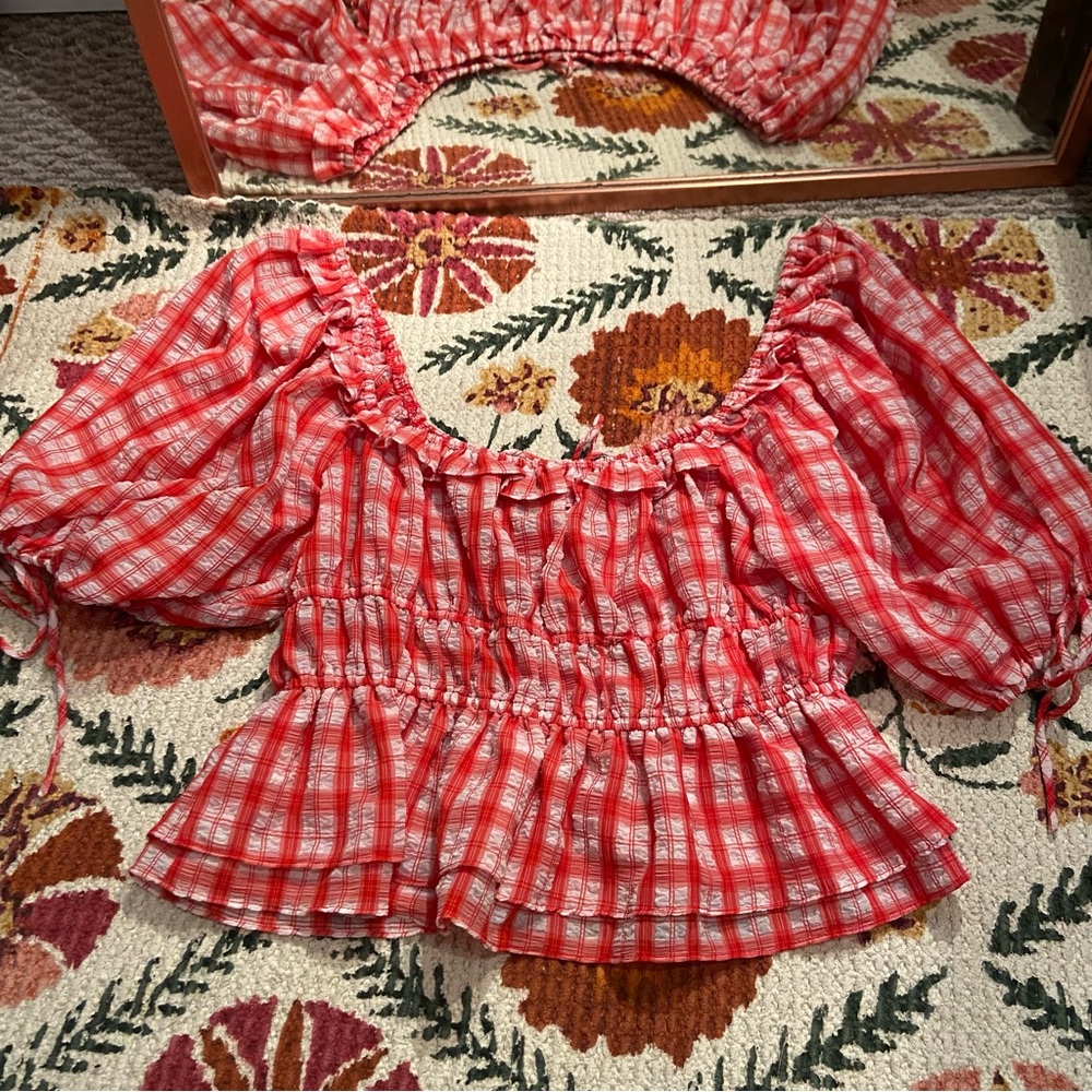 En Saison Red Plaid Ruffled Women's Top - Picture 2 of 5